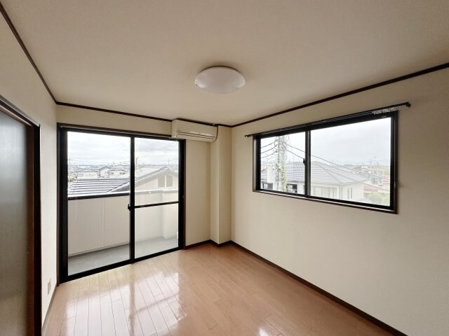 リステル西村IIの物件内観写真