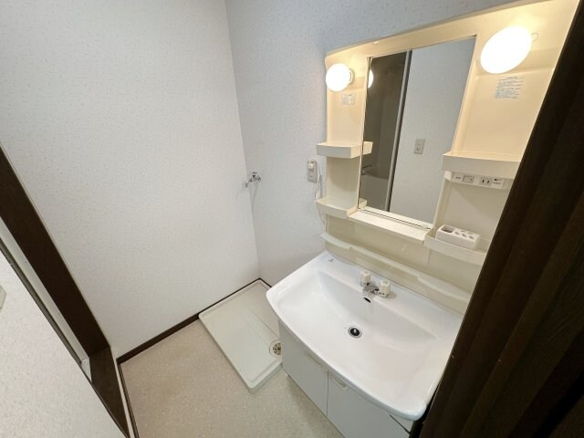 リステル西村IIの物件内観写真