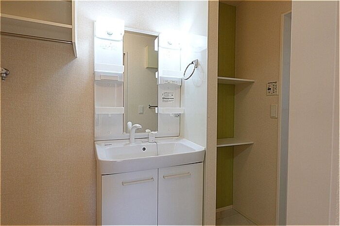 ステラ コート若草 Ａの物件内観写真