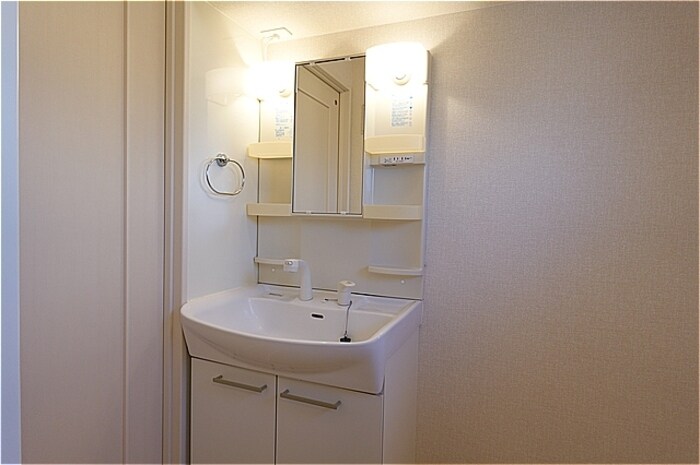 ルシール宝木の物件内観写真