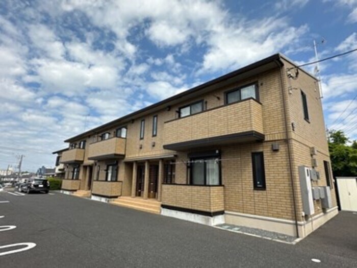 グラン・アズール Ｂの物件外観写真