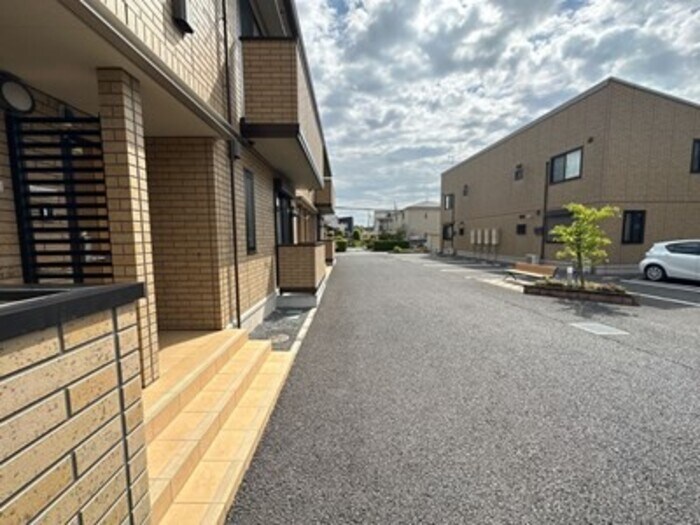 グラン・アズール Ｂの物件外観写真