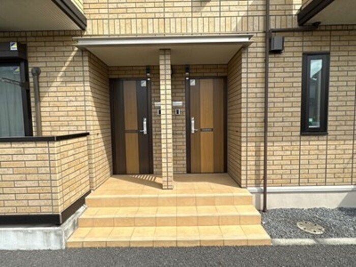 グラン・アズール Ｂの物件外観写真