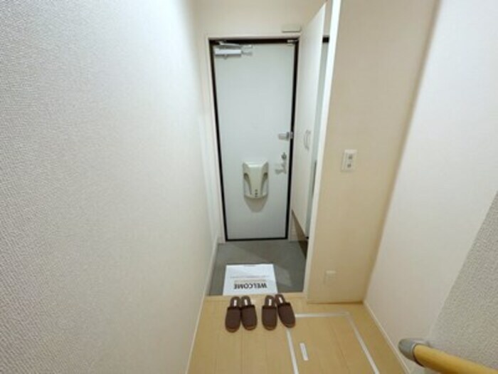 グラン・アズール Ｂの物件内観写真