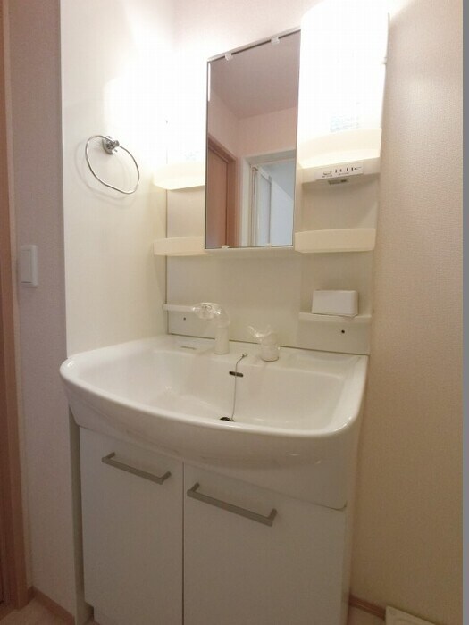 ヴィルドミールＭＩＹＵＫＩの物件内観写真