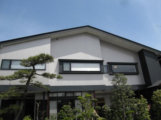 ウィスタリアAの物件外観写真