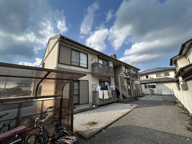 リリーハウスの物件外観写真