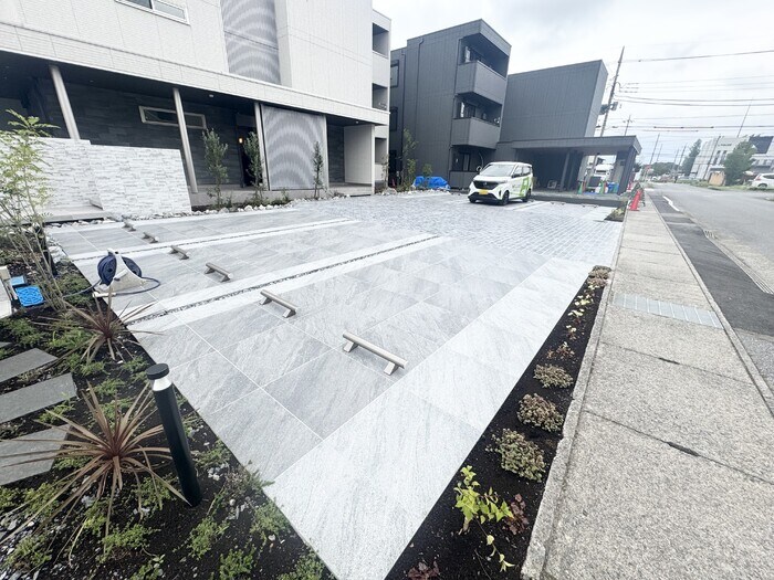 D-GLANZ WESTの物件外観写真