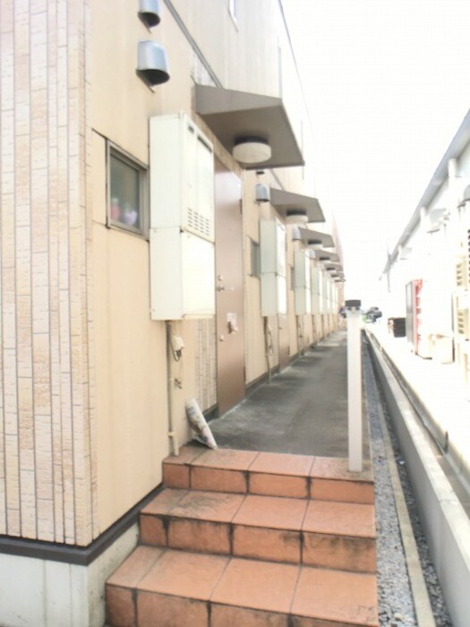 リースランド平出 Ｄの物件外観写真