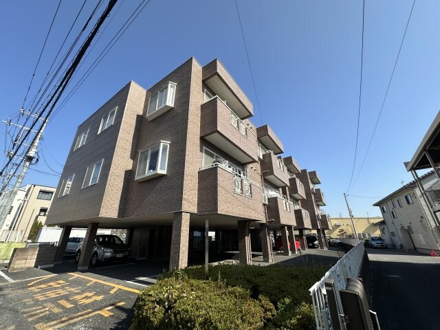 パレス・ド・エトワールの物件外観写真