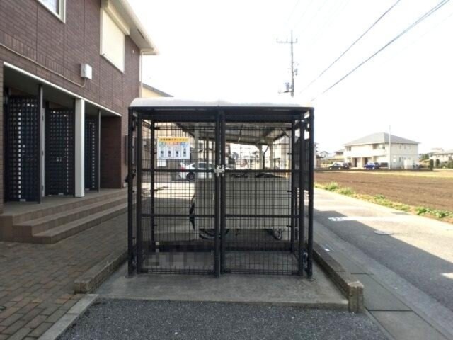 イーストヒルズ 八番館の物件外観写真