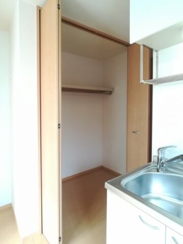 イーストヒルズ 八番館の物件内観写真