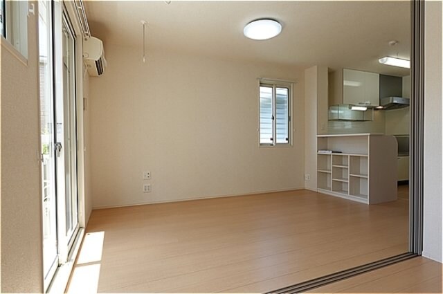 シャルムトロン Ｃの物件内観写真