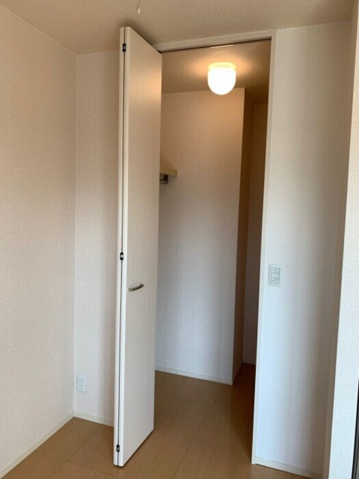 モダンヒルズの物件内観写真