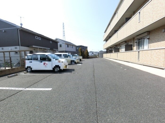 ルミエールの物件外観写真