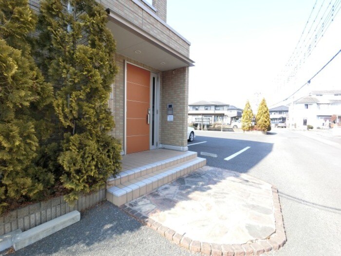 ルミエールの物件外観写真