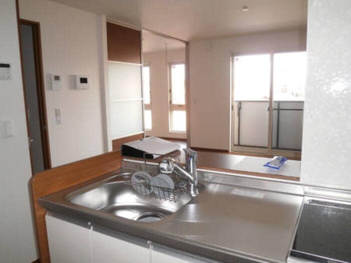 シャン・クレールの物件内観写真