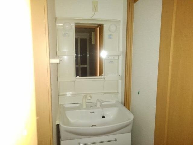 サニー・レジデンスＥの物件内観写真