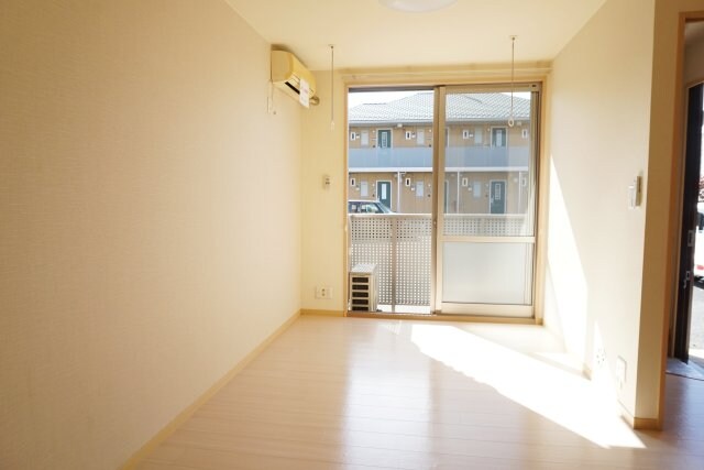 サンモールＡの物件内観写真