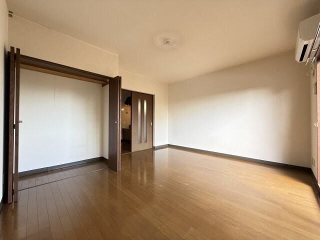 ラ・セゾン城北の物件内観写真