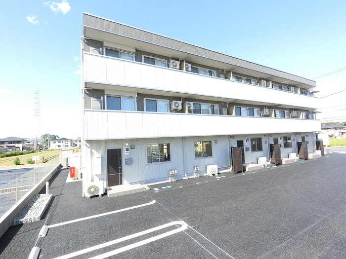 ピーノ・ヴィオラ 住居の物件外観写真