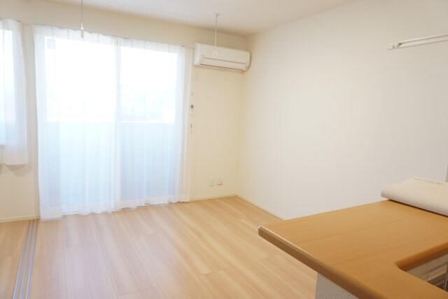 ピーノ・ヴィオラ 住居の物件内観写真