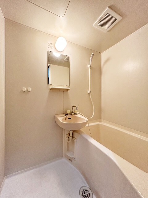 中央ハイツの物件内観写真