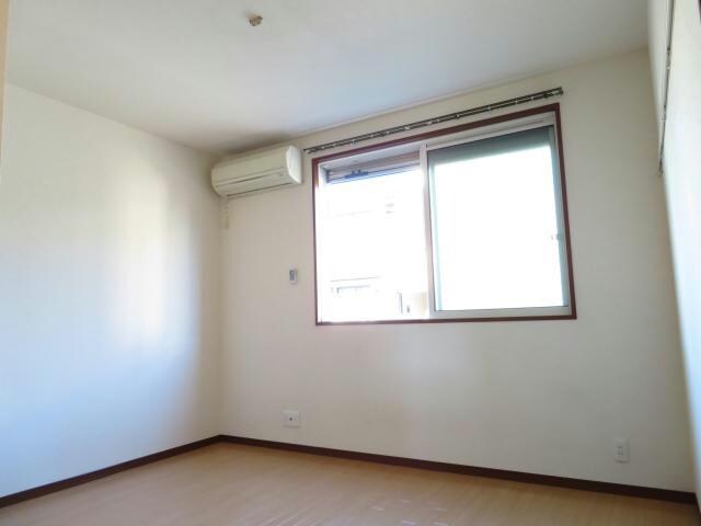 サニーガーデン花垣Bの物件内観写真