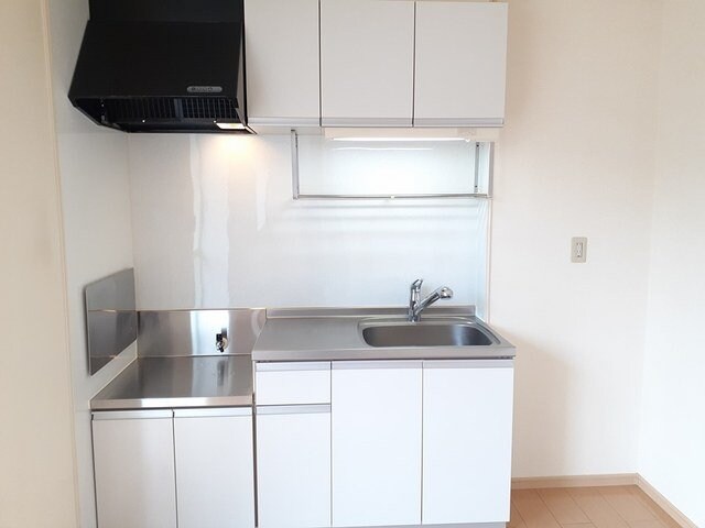 ロイヤルエステート神明Ａの物件内観写真