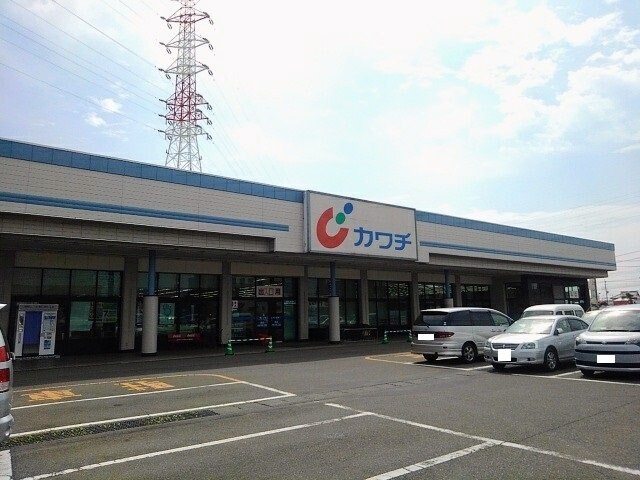 ロイヤルエステート神明Ａの物件外観写真