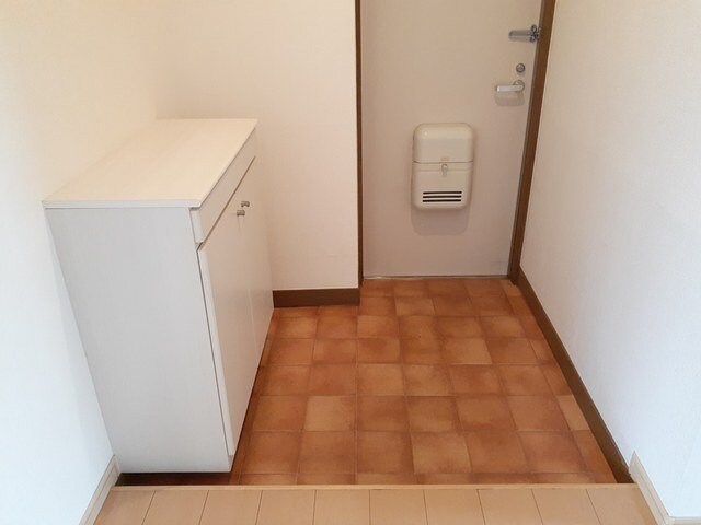 ロイヤルエステート神明Ａの物件内観写真