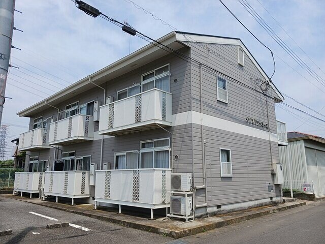 メゾンドファミーユの物件外観写真