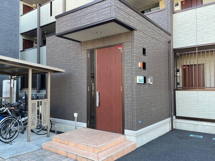 ジュウィールの物件外観写真