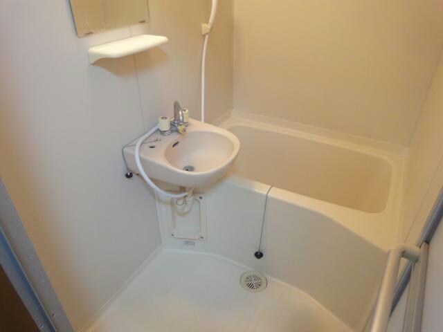 グランベル川島の物件内観写真