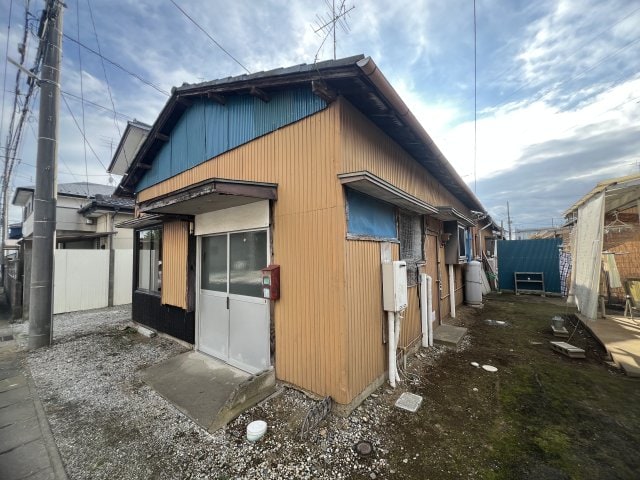 石川貸家　の物件外観写真