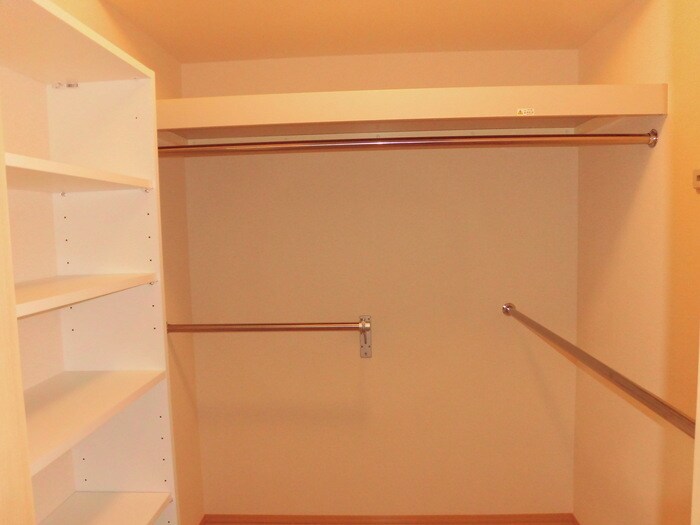 レジデンス・セレッソの物件内観写真