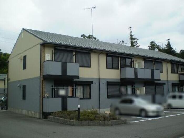 フラワーレジデンス森田 参番館の物件外観写真