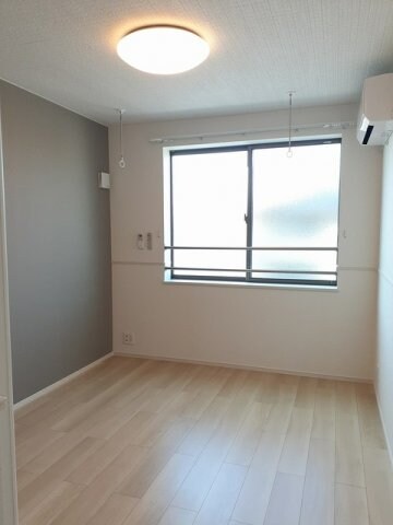 ネオ・コンフォルトの物件内観写真