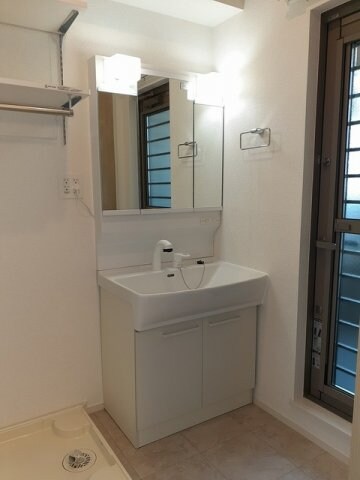 ネオ・コンフォルトの物件内観写真