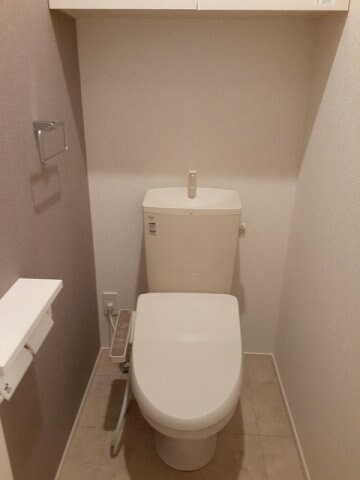 ネオ・コンフォルトの物件内観写真