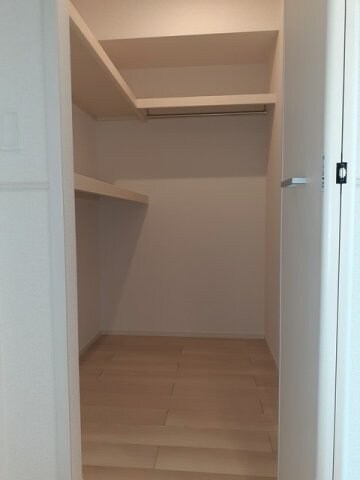 ネオ・コンフォルトの物件内観写真