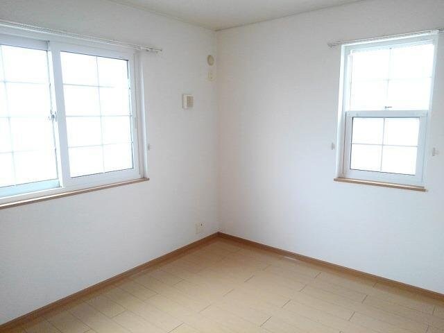 ラフィーネＣの物件内観写真