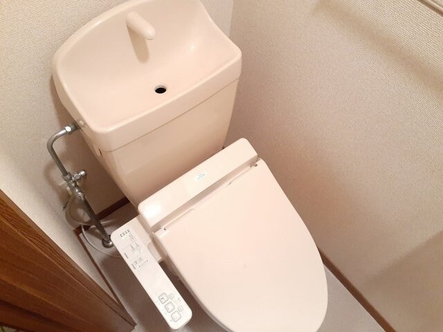 ルミエールⅤの物件内観写真