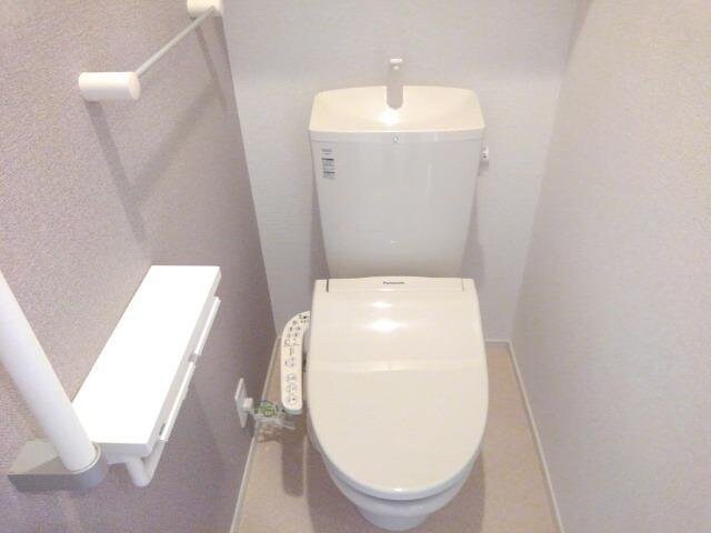 ラスターポイントⅥの物件内観写真