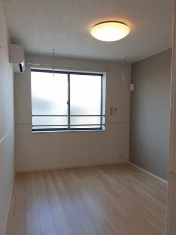 ネオ・コンフォルトの物件内観写真