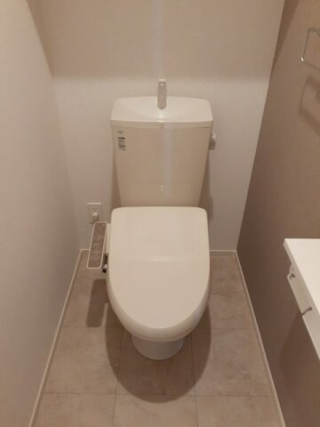 ネオ・コンフォルトの物件内観写真