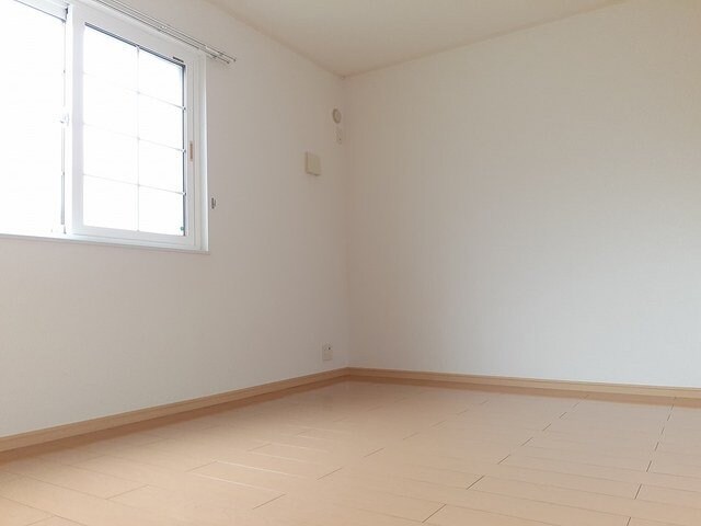 グラン・アヴェニールＢの物件内観写真