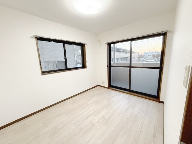 グランビューオークの物件内観写真