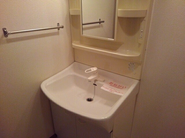 ホワイトリリ－Ｂの物件内観写真