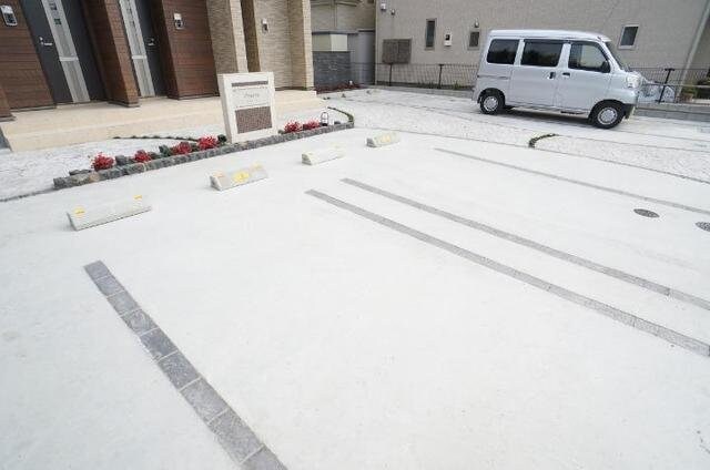 プリエールの物件外観写真